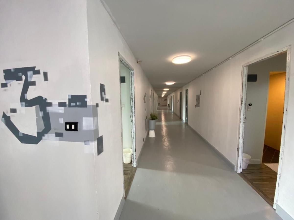 Sun Moon Hotel Лей Экстерьер фото